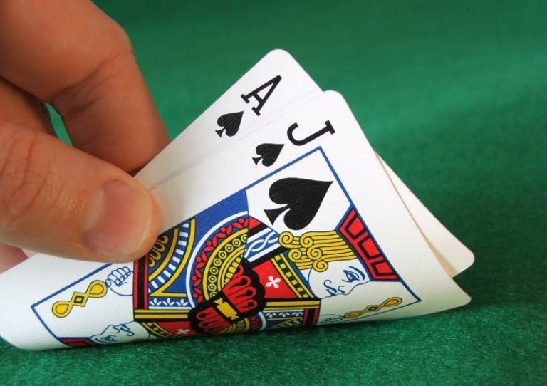 How to play blackjack