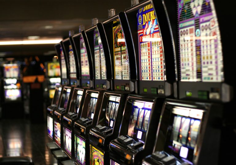 How To Play the Web Slots More Precisely?